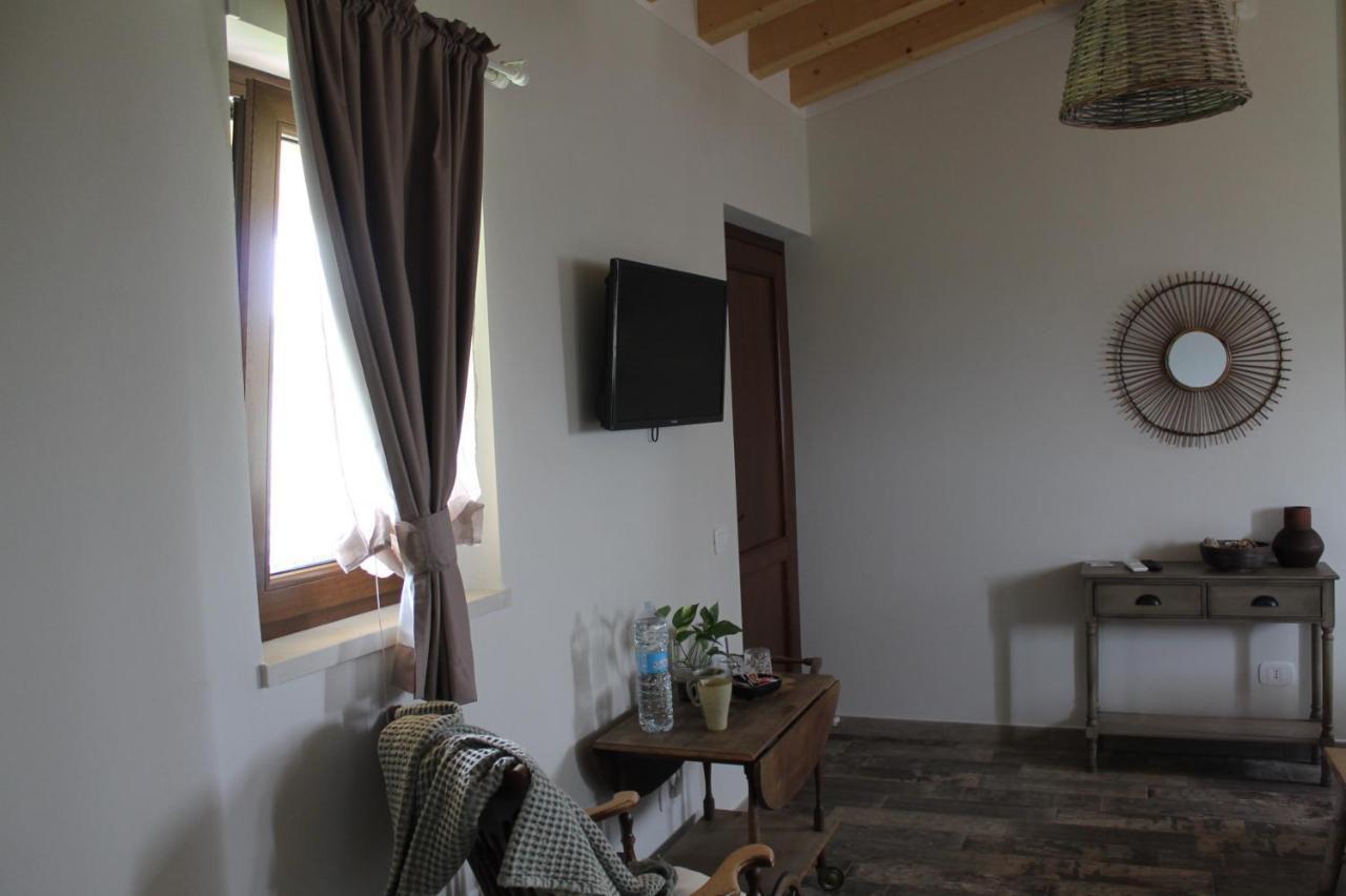 Agriturismo B&B Le Casette Sul Garda Cavaion Veronese Εξωτερικό φωτογραφία
